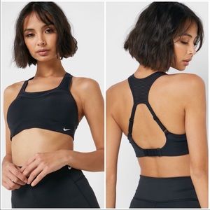 Nike Women's Nike Alpha Dri-FIT High-Support Sports Bra Sz S (D-E)